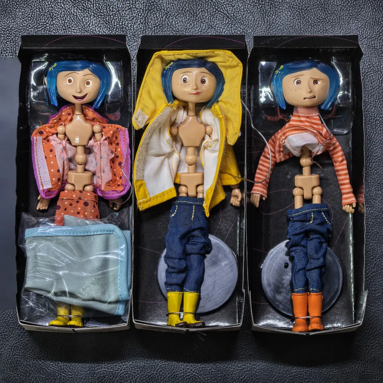 NECA电影版 7寸 鬼妈妈 卡洛琳 3代 睡衣版+毛毯 可动手办