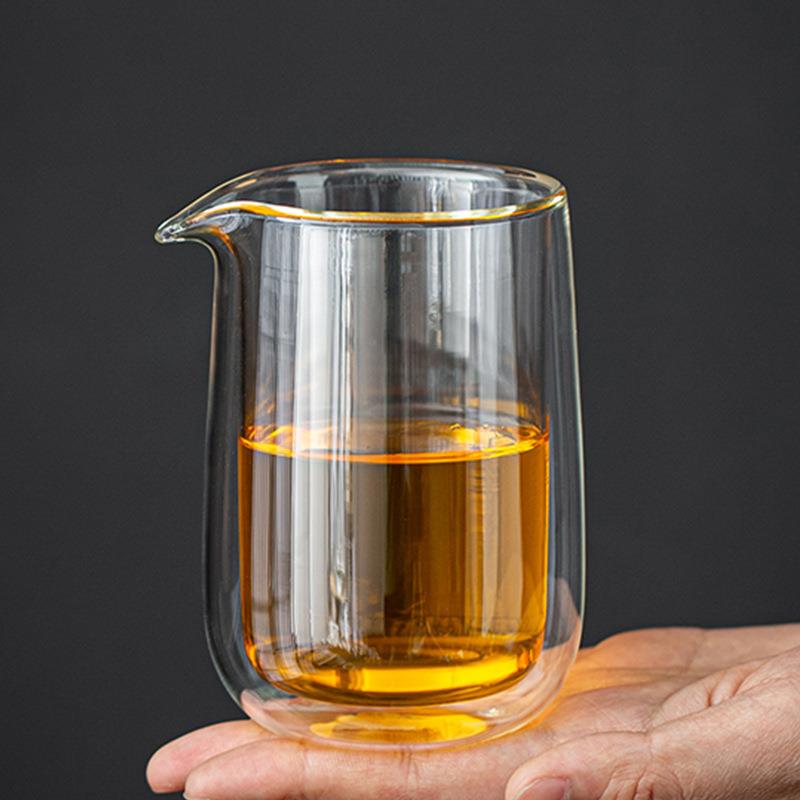 玻璃双层隔热直身公道杯大号分茶器茶具配件手抓茶海图片