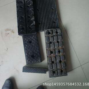 合肥夹砖机胶块,聚氨酯胶块，夹层玻璃套圈，高压釜密封圈厂家。