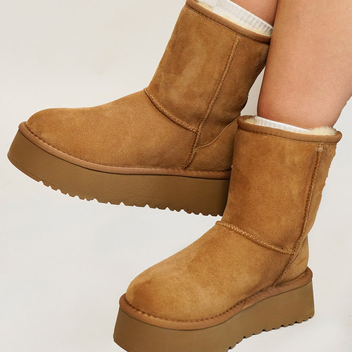 防滑厚底雪地靴羊皮毛一体桑坡