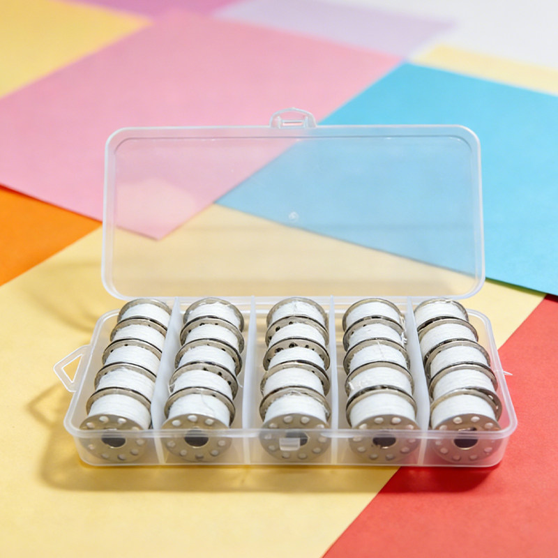 家用小型缝纫机白色金属铁梭芯线缝补衣服涤纶线缝衣机配件耐用线