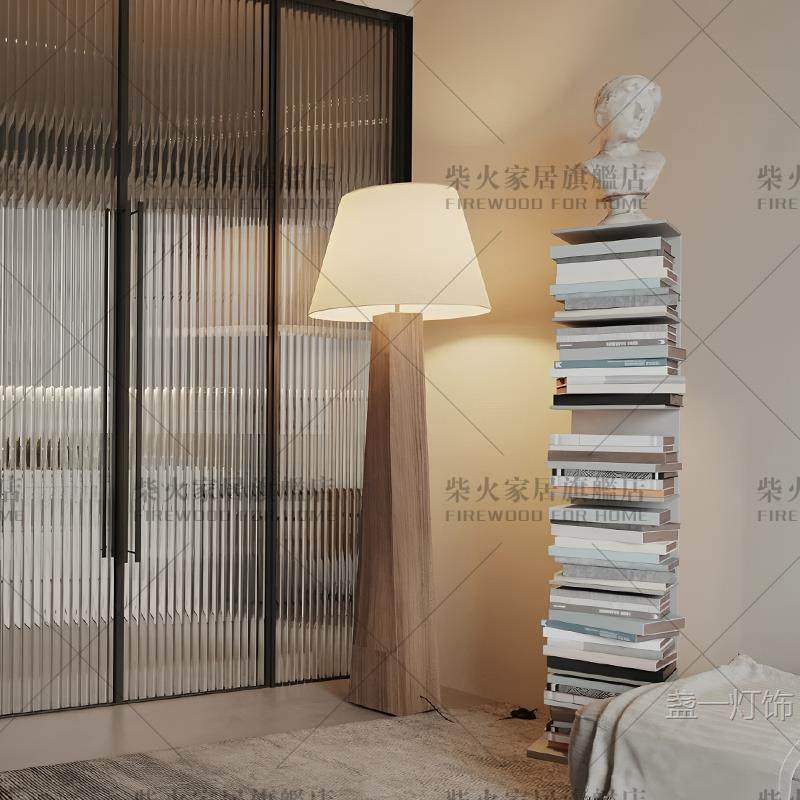 中古风落地灯客厅沙发旁高级感设计师实木立式灯大厅灯复古氛围灯