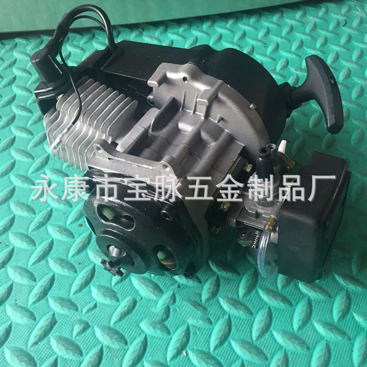 小跑车 49CC 2冲程发动机总迷你跑车成 铝易拉汽油机改装儿童Q跑