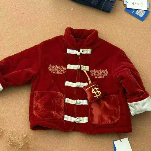 绝了这款外套新年穿绝了~