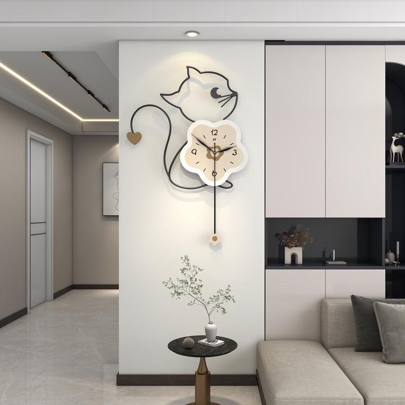 挂钟客厅现代简约家用创意卡通时钟餐桌挂墙静音时尚高级感钟表