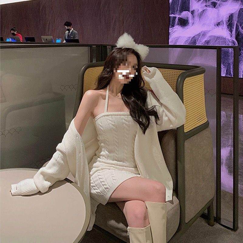 高货挂脖小个子针织连衣裙女秋冬套装时尚网红两件套宽松开衫毛衣