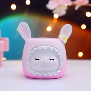 学生洛洛兔卡通树脂笔筒创意收纳盒送礼品礼物桌面节日摆件