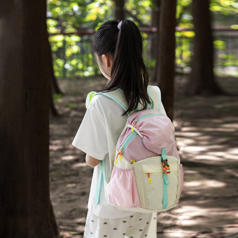 儿童户外旅行双肩包轻便补习书包