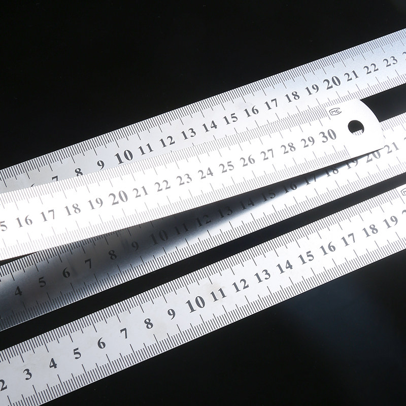 热销钢尺工具钢直尺15cm/30cm/40cmJ不锈钢测量工具钢尺木工用绘