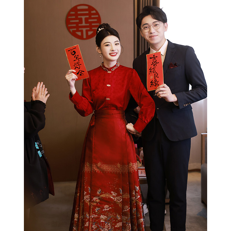 速发马订裙婚服套装敬酒服嫁衣面婚服新娘酒中色喜服新红式结婚礼