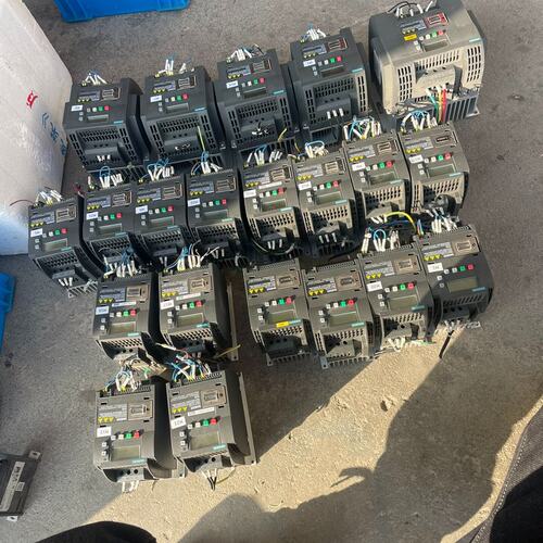 议价变频器V206SL3210-5BE21-5UV06SL3210-5BE22-2UV0