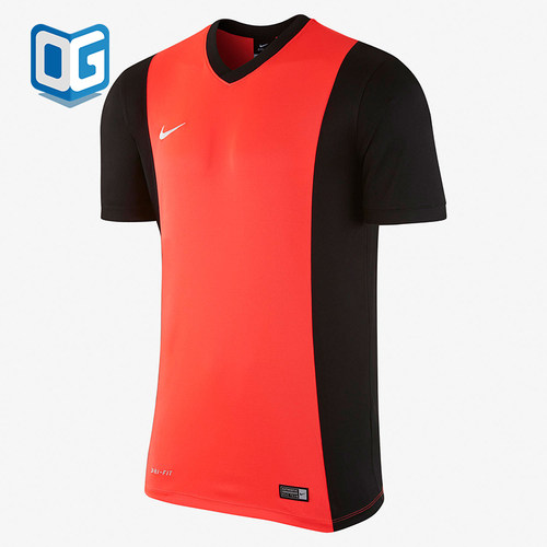 Nike/耐克正品新款男女红黑色休闲足球训练短袖T恤669796-692