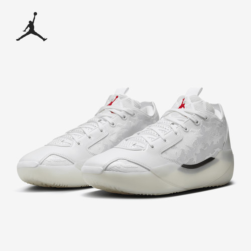 Nike/耐克正品JORDAN男士低帮实战包裹减震篮球鞋FQ0214-106