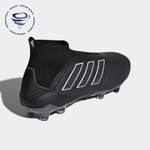 Adidas/阿迪达斯正品男士舒适运动透气防滑包裹足球鞋DB2011