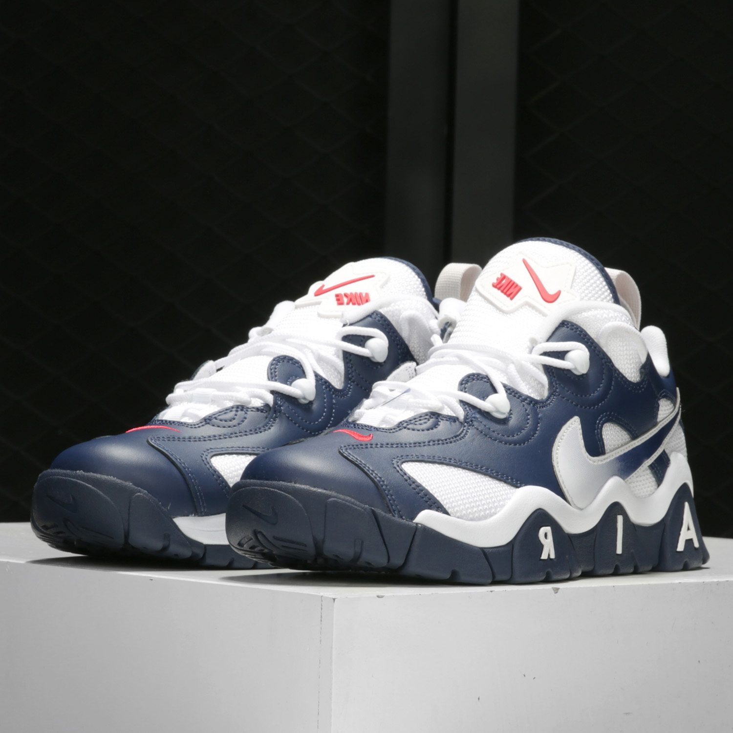 Nike/耐克官方正品Air Barrage 男子低帮缓震运动鞋 CN0060-400