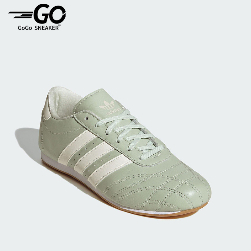 Adidas/阿迪达斯正品三叶草女士休闲经典薄底跆拳道运动鞋JS0710