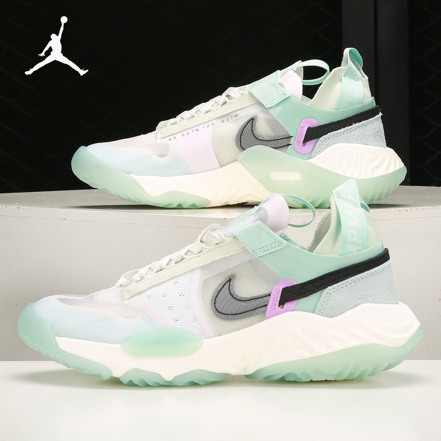 Nike/耐克正品 AIR JORDAN DELTE 女子运动休闲鞋 DM0977-103