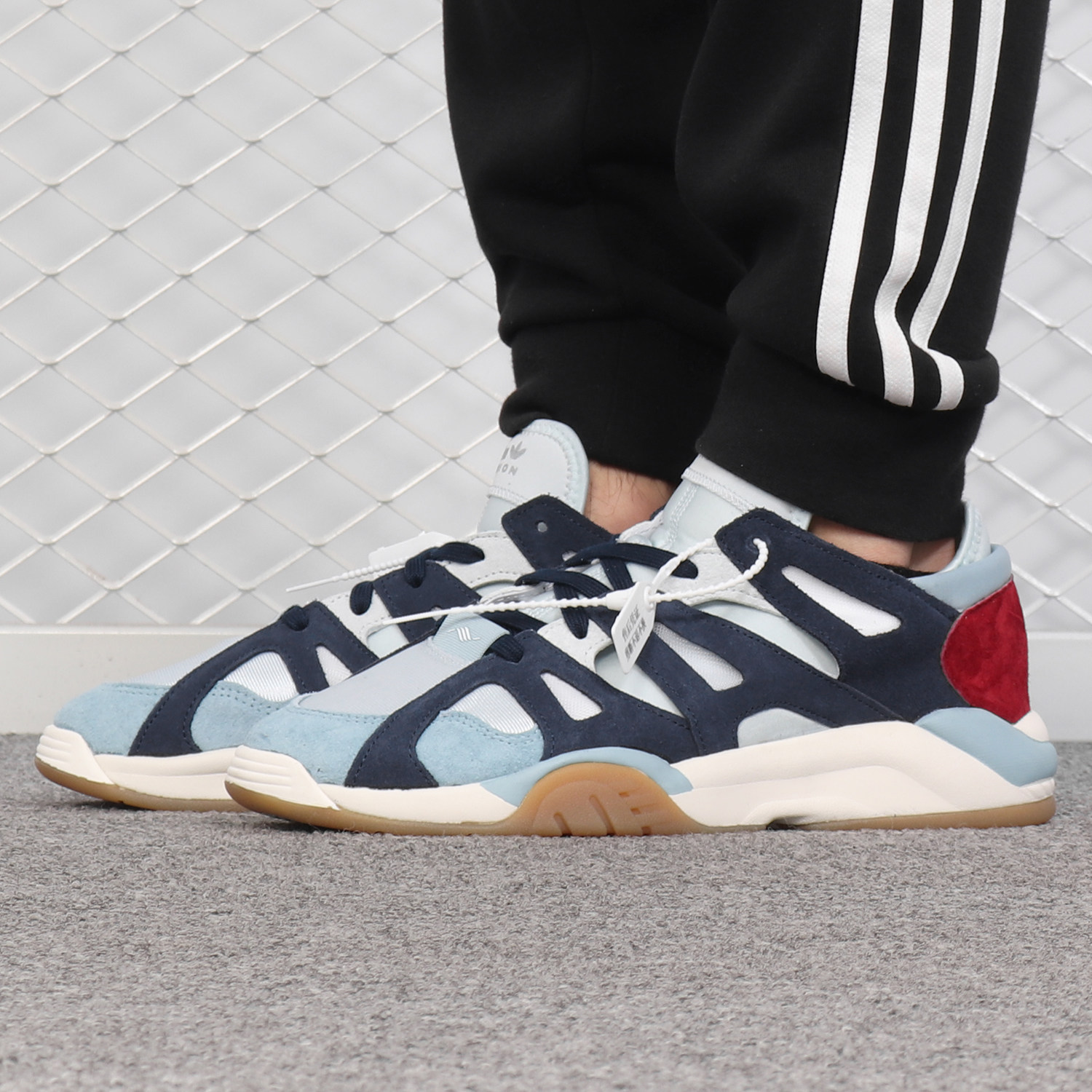 Adidas/阿迪达斯正品DIMENSION LO 男女同款运动经典休闲鞋CG7129