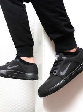 Nike/耐克正品男女鞋情侣款通用耐磨减震网面运动休闲板鞋 844445