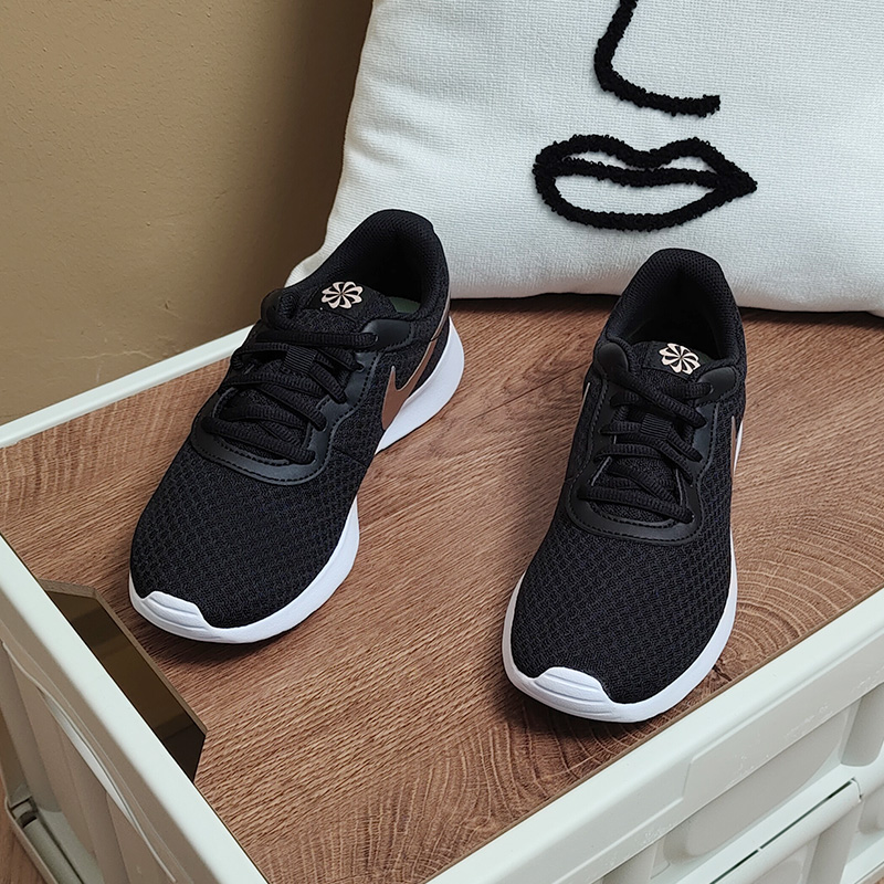 Nike/耐克官方正品Tanjun 新款女子运动透气耐磨休闲鞋DJ6257-001