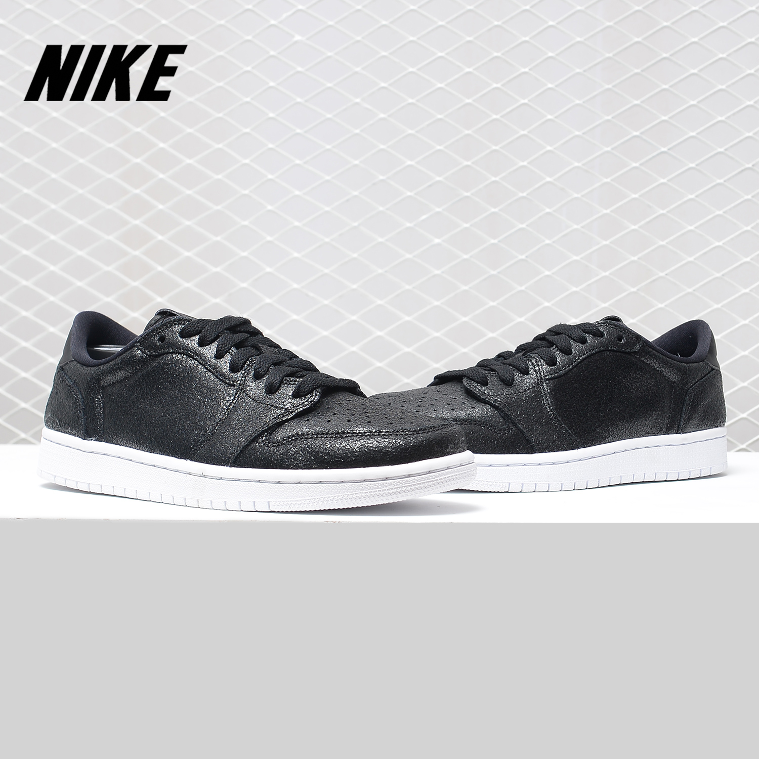 Nike/耐克官方正品AIR JORDAN 1男女休闲运动耐磨板鞋AH7232-011