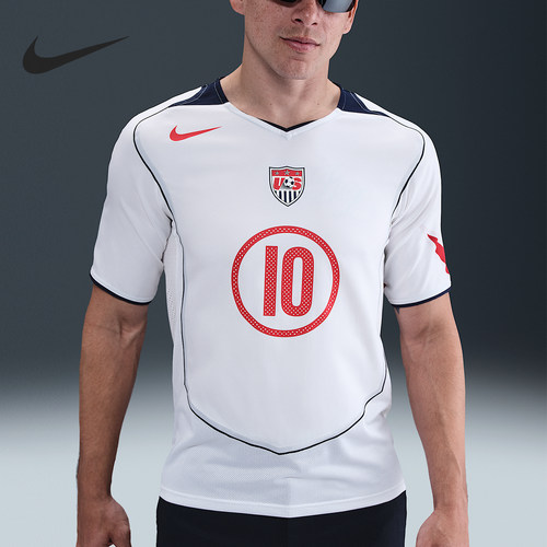 Nike/耐克正品男女同款时尚舒适柔软字母短袖T恤IF2944-100