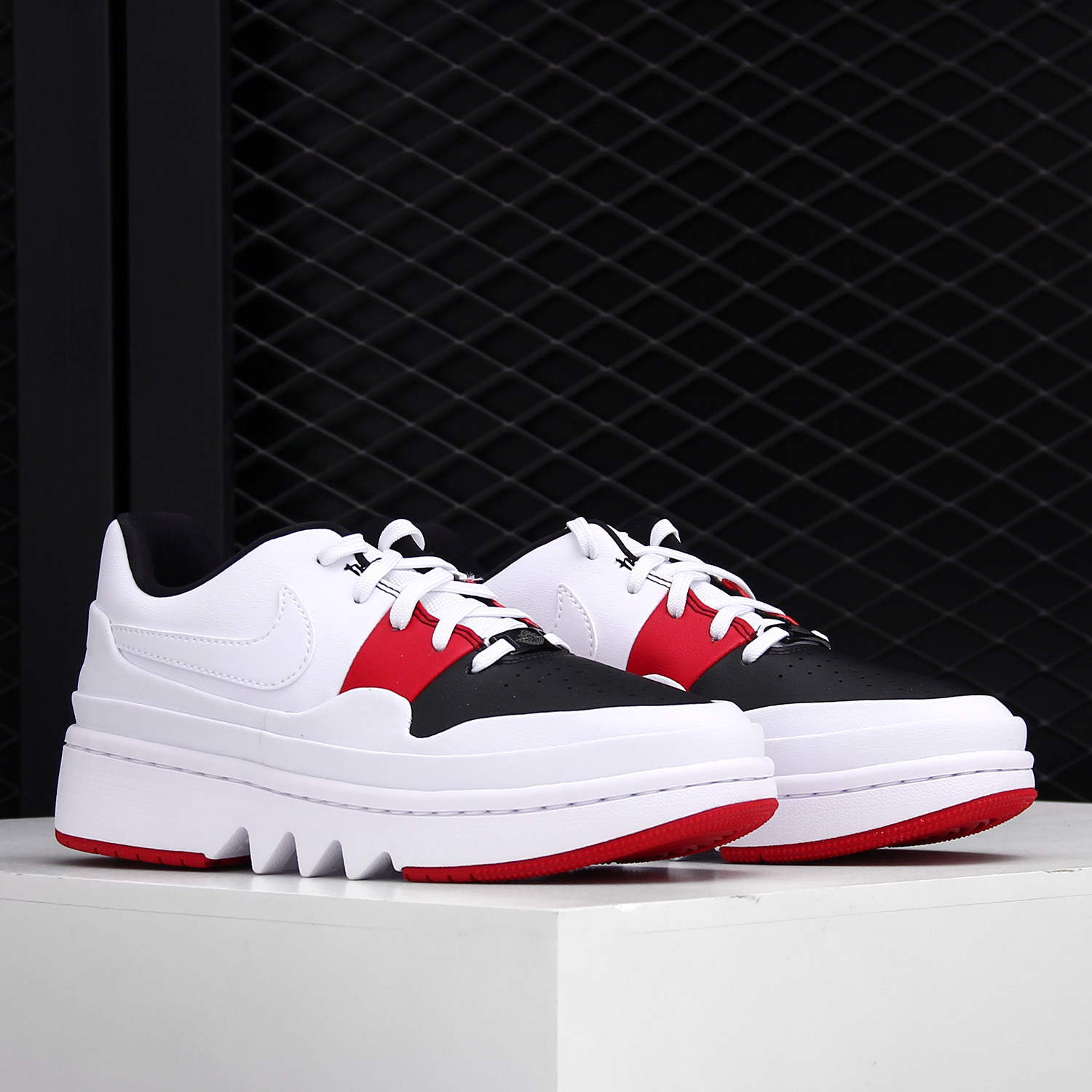 【35.5码】耐克女篮球鞋 断码清仓,运动鞋new,篮球鞋,淘宝优惠券,粉丝福利购,淘宝优惠卷