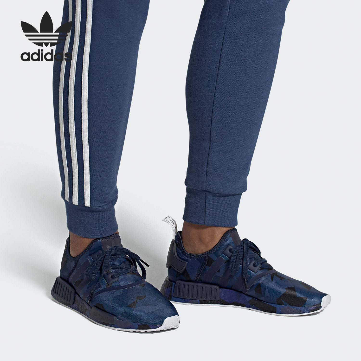 Adidas/阿迪达斯正品官方新款 三叶草NMD_R1男拿经典运动鞋EF4264