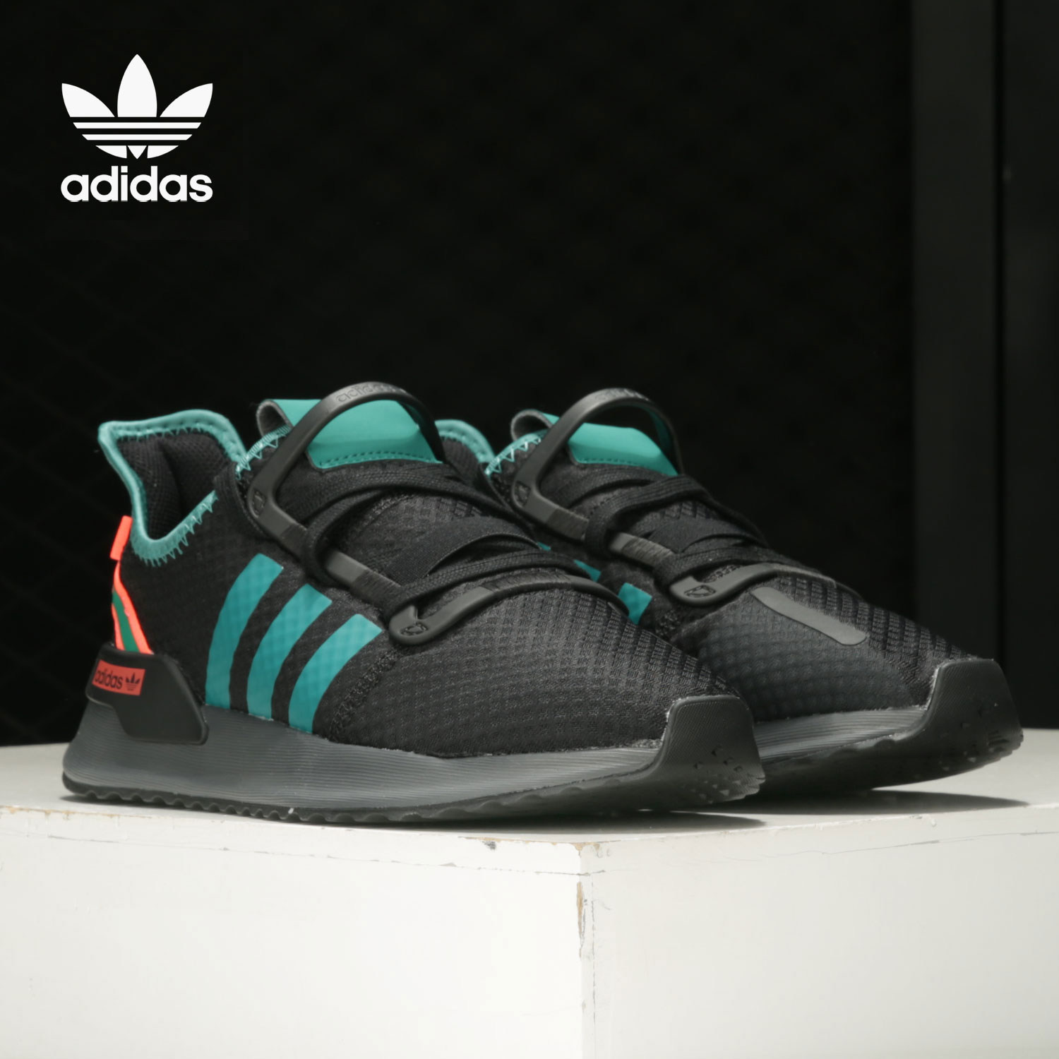 阿迪达斯男女经典运动鞋休闲鞋