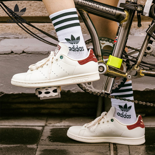 Adidas/阿迪达斯官方正品三叶草女子运动透气系带休闲鞋IE4848