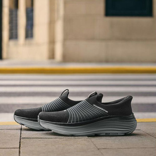 Skechers/斯凯奇正品2025男士休闲低帮耐磨运动跑步鞋220612-BKGY