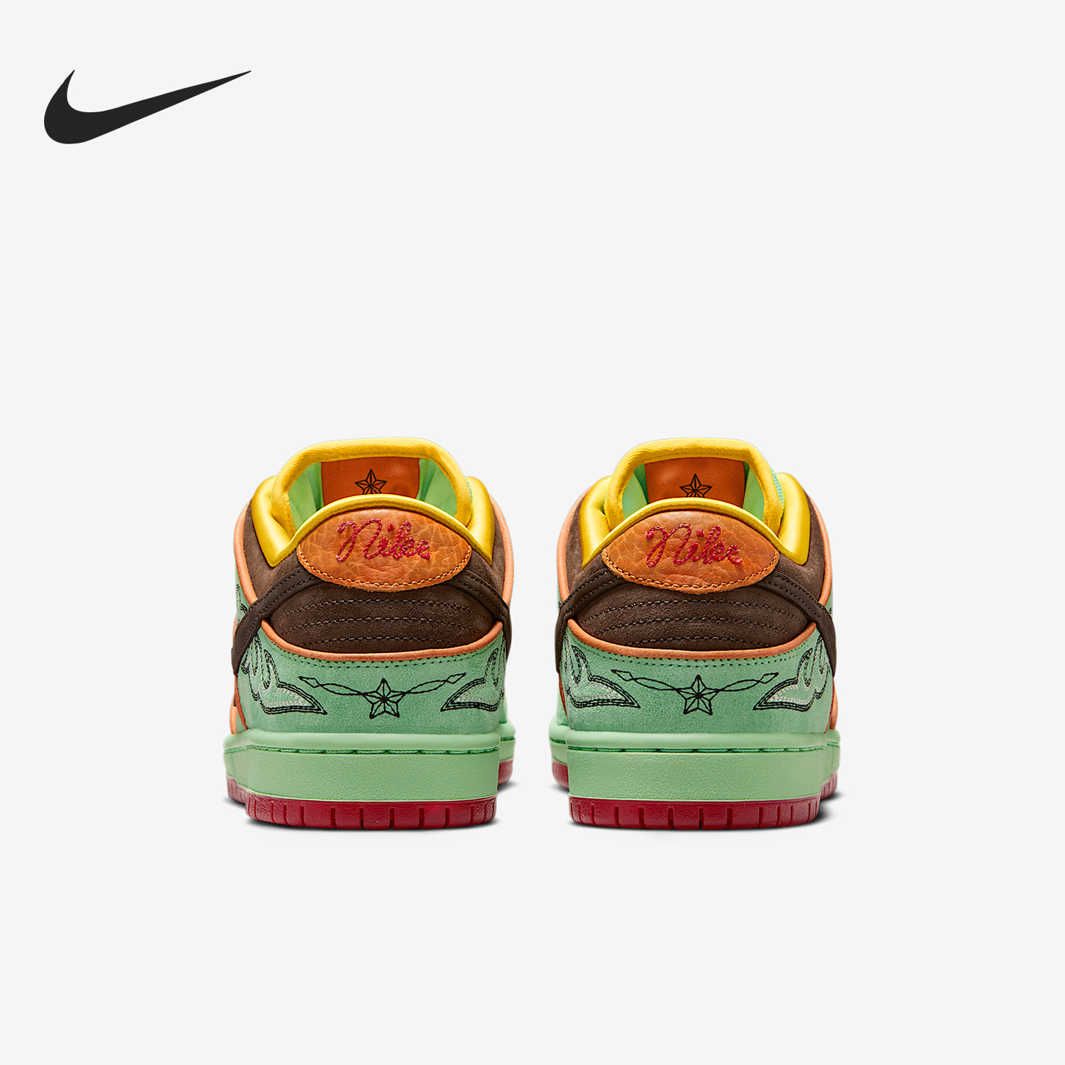 Nike/耐克官方正品SB Dunk Low男女皮革时尚轻便板鞋HF3058-300