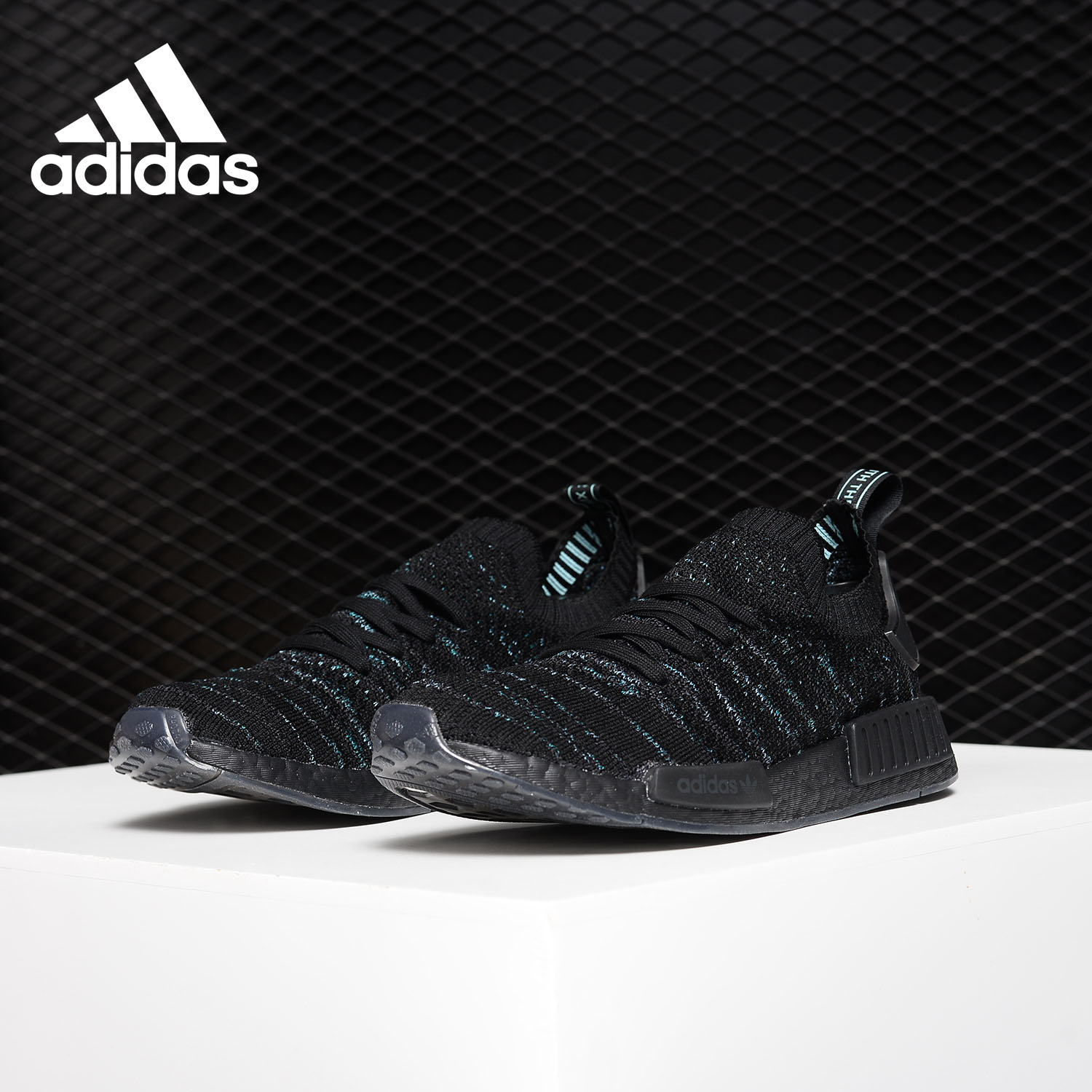Adidas/阿迪达斯正品NMD_R1 STLT Parley PK男女休闲跑步鞋AQ0943