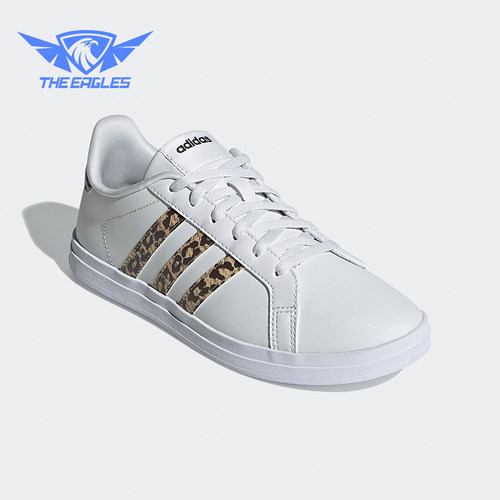 阿迪达斯女士轻便运动板鞋经典