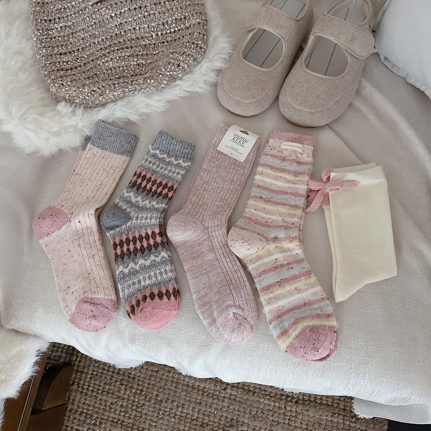 粉色系~费尔岛中筒袜ins