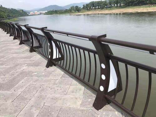 新品不锈钢复合管河道p景观栏杆304不锈钢桥梁防撞护栏人行道天桥