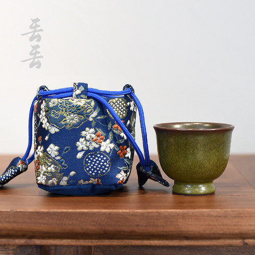 极速加厚夹棉茶杯收纳布袋子w浮雕锦缎立体主人杯布包抽绳旅行茶