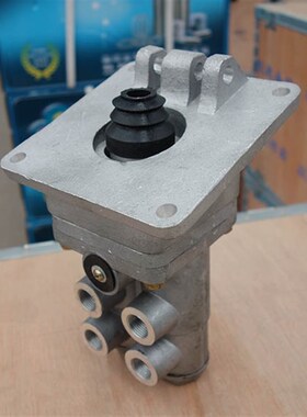 极速德工30 161BK双管路脚踩刹车总泵装L载机铲车脚制动阀配件品