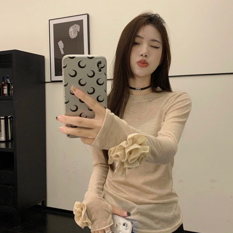 速发高级感别致绝美T恤女春季修身立体花朵时尚气质长袖打底衫上