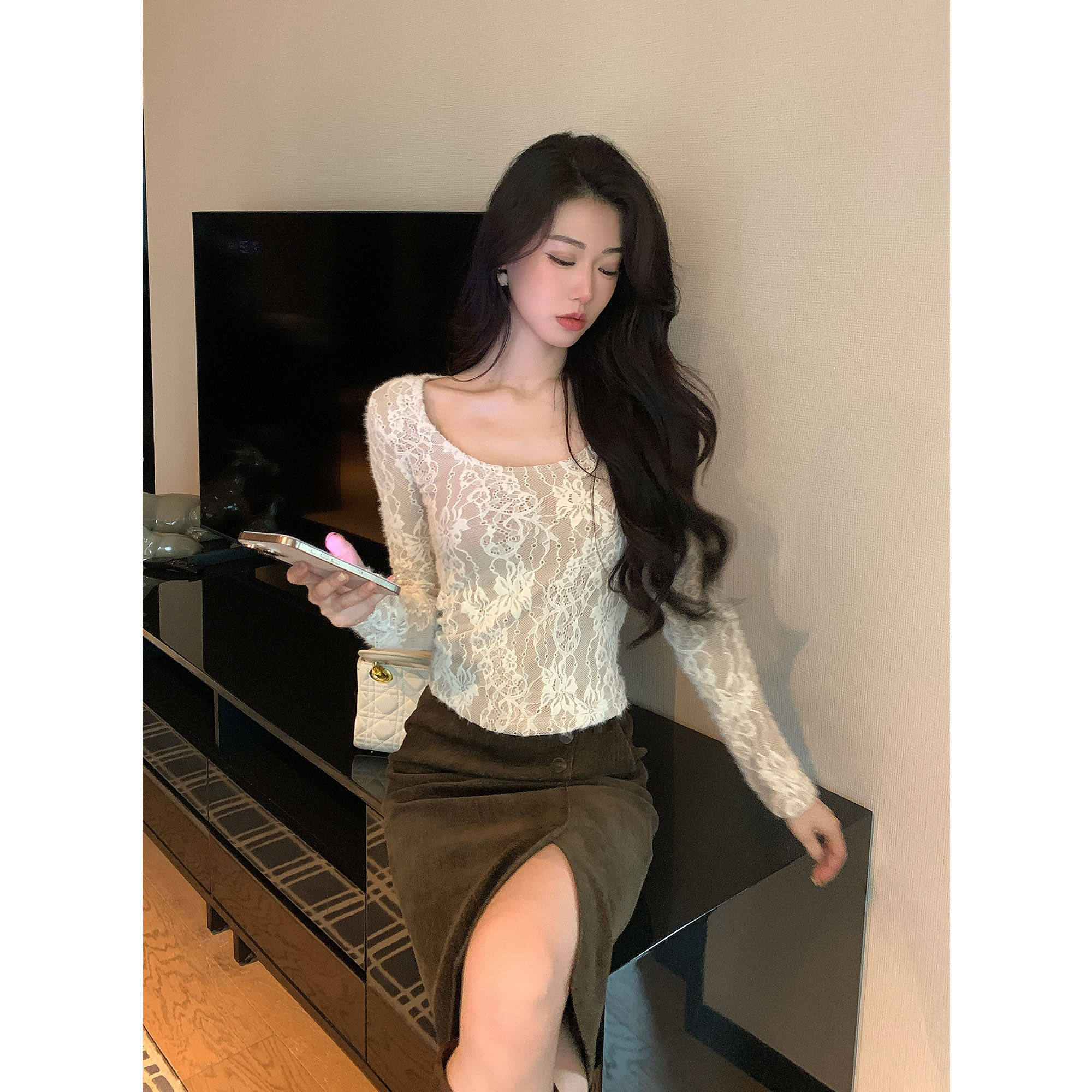 JIJINQI冬长袖圆领加绒蕾丝上衣