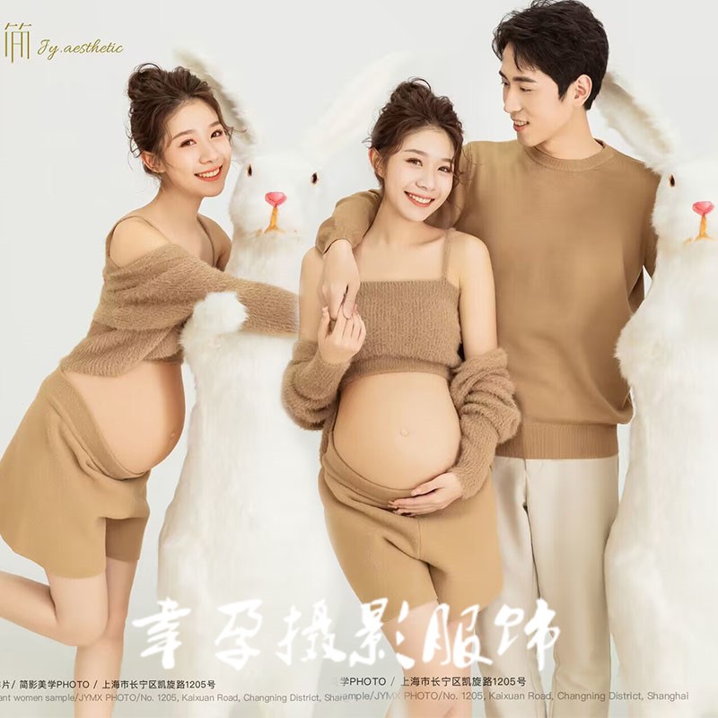 速发服款孕妇照服术影楼孕妈咪艺装照兔年主题情侣衣新孕期摄影服