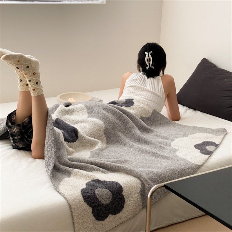 极速刘大姐家g柔软舒服毯子【芬兰花】简约半边绒毯子软绵绵床毯