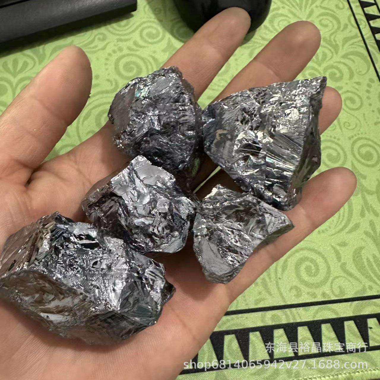 天然太赫兹原石 碎石扩香石装饰石花盆装饰布景石硅钛赫磁石