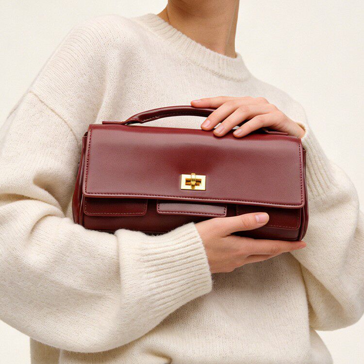 单肩包女新款高级感时尚手拿包简约质感百搭斜挎包通勤腋下女包包