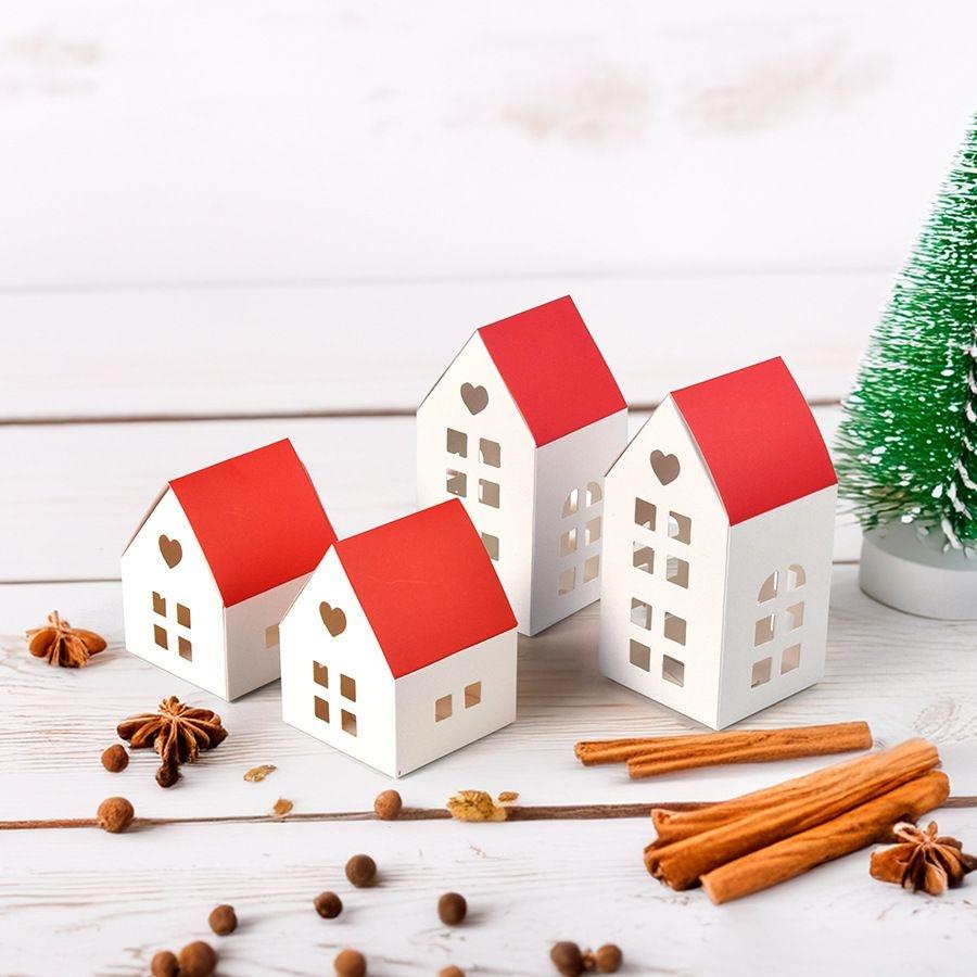 50个简约白色红顶小房子镂空圣诞节氛围礼品包装盒喜庆红屋顶纸盒