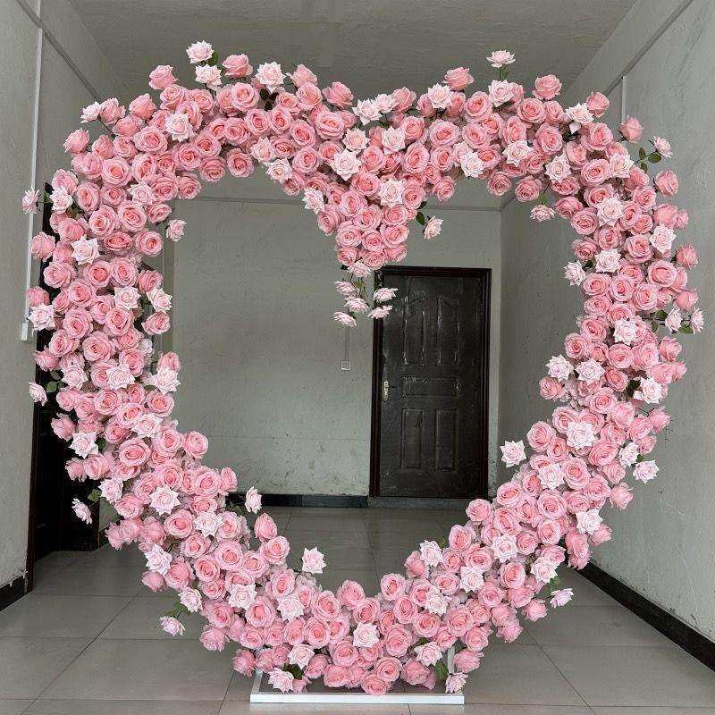 新款婚庆道具铁艺心形背景拱门舞台布置架子创意婚礼摆件爱心网格