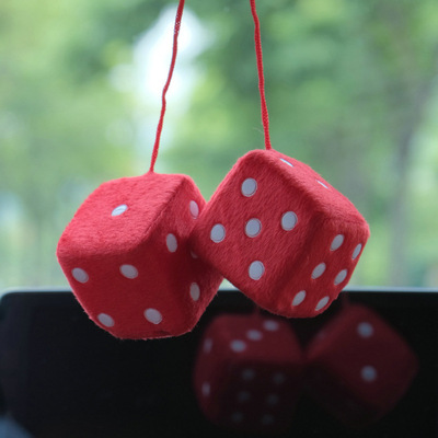 ⑦O 742 2pcs Fashion Auto Car Fuzzy Dice Dots Rear