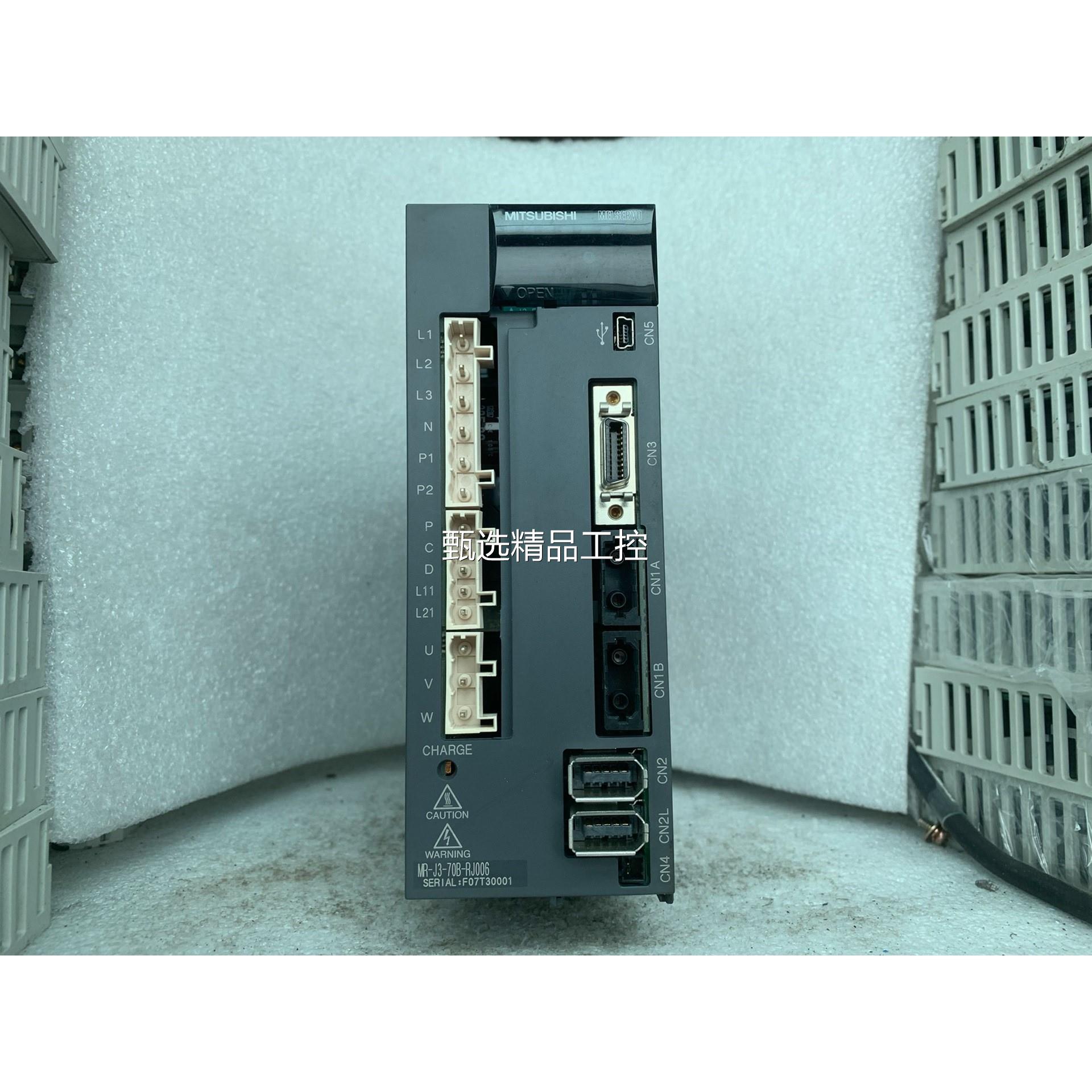 询价三菱驱动器 MR-J3-70B-RJ006实物图,成色漂亮,