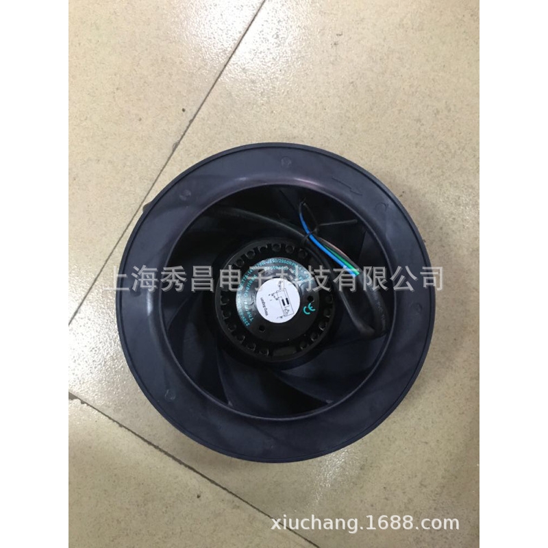 现货供应 原装泛仕达 FW068-0452E03 FW068-0352E24 141/176W风机