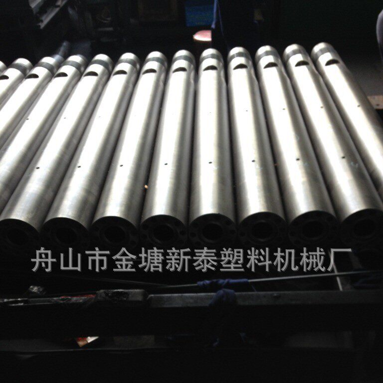 低价专业震德150T-Φ46等螺杆机筒双合金海天注塑机料筒螺杆